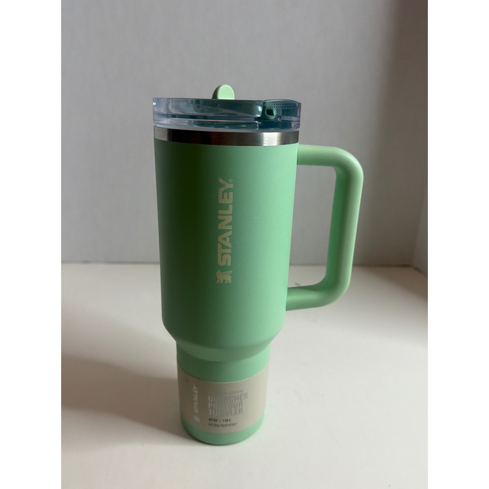 Stanley 40 oz The Flip Straw Quencher ProTour Tumbler Mint Green Stainless Steel
